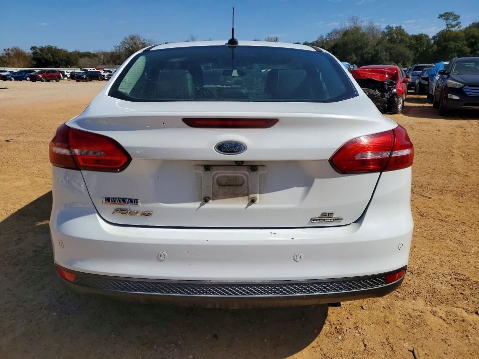 2016 Ford Focus se