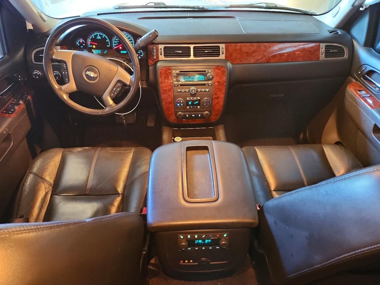 2013 Chevrolet Suburban K1500 lt