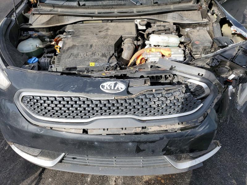 2018 KIA Niro fe