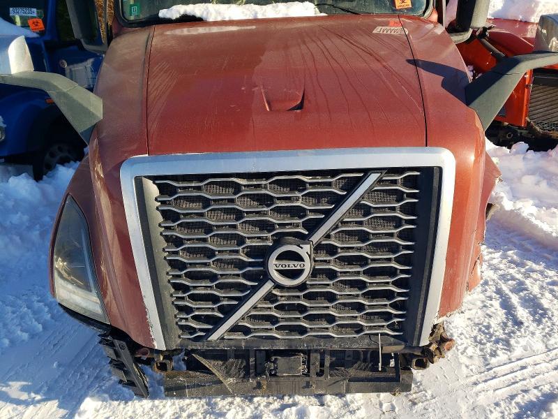 2020 Volvo VNL Semi Truck