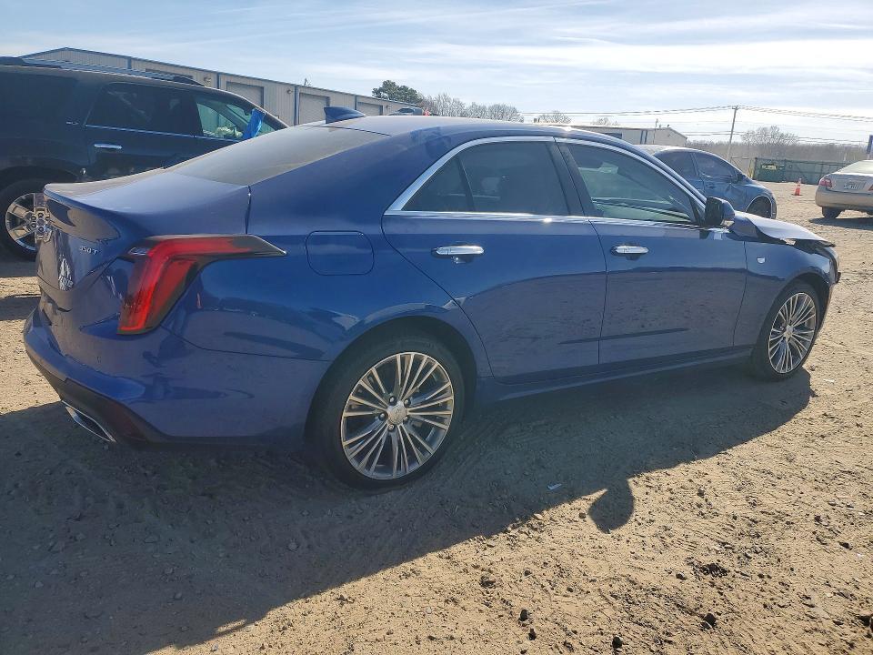 2023 Cadillac CT4 Premium Luxury