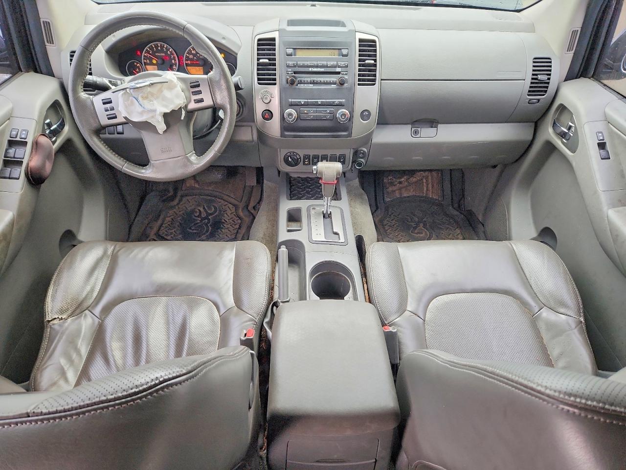2010 Nissan Frontier Crew cab se