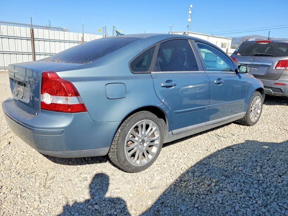 2005 Volvo S40 2.4i