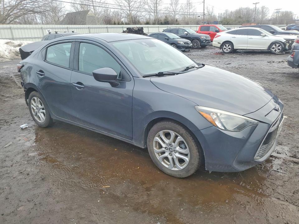 2017 Toyota Yaris ia Base