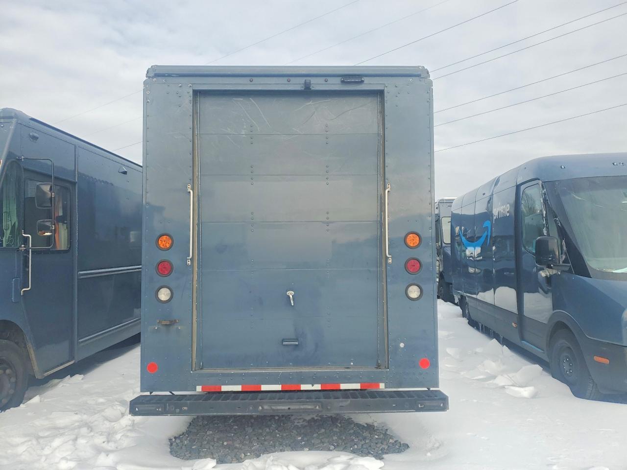 2020 Ford F59 Delivery Truck