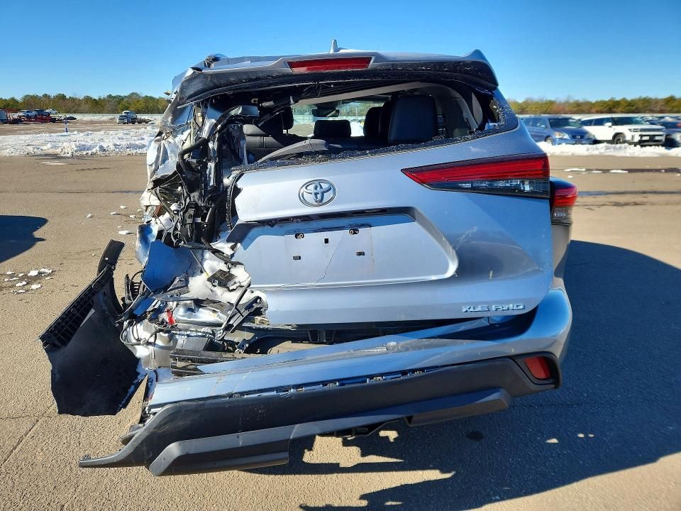 2020 Toyota Highlander xle