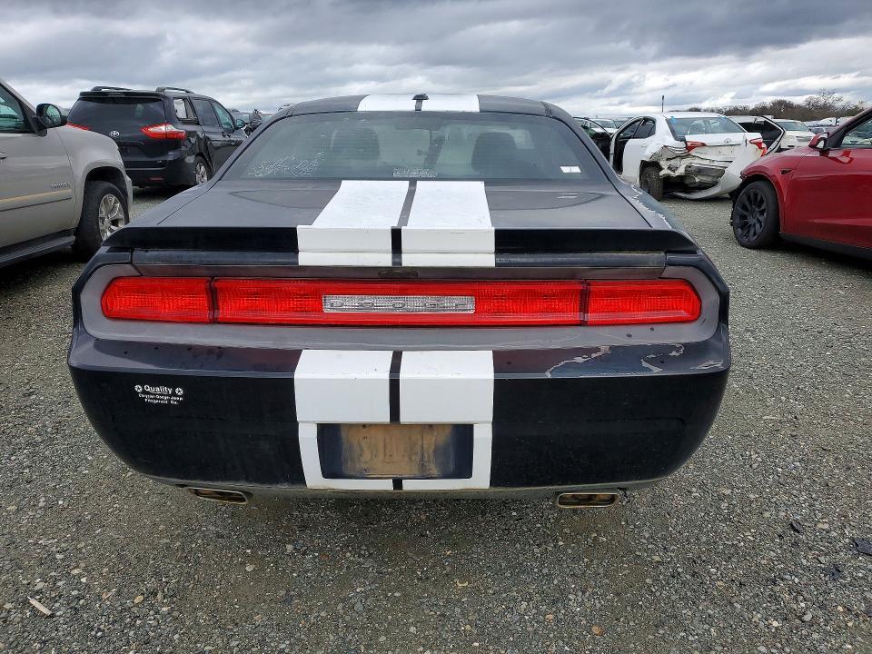 2012 Dodge Challenger sxt