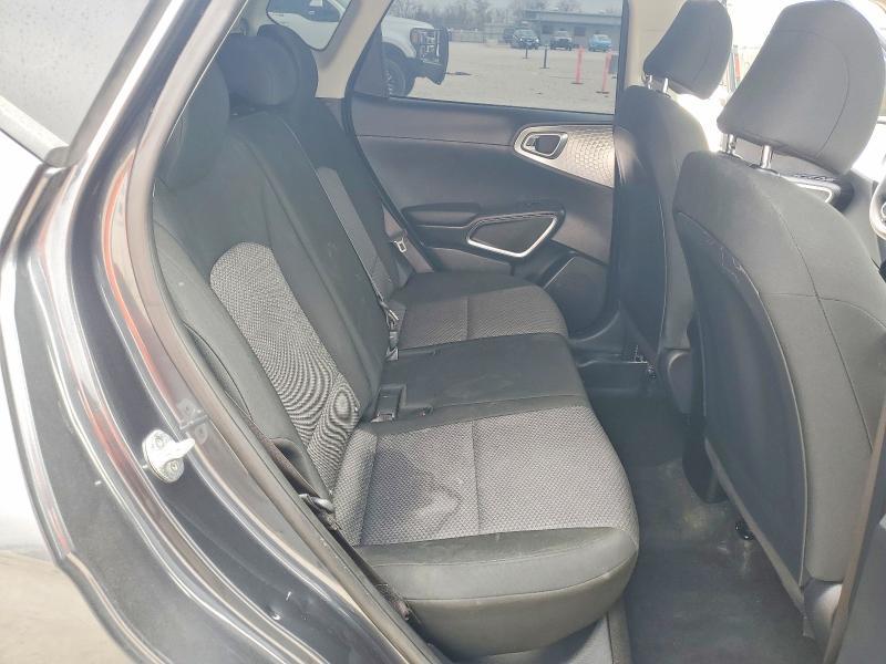 2022 KIA Soul lx