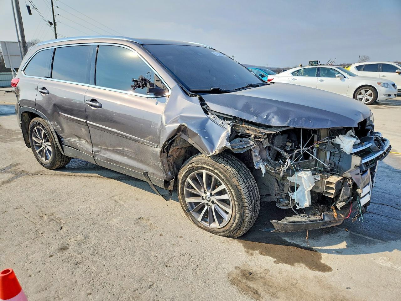 2019 Toyota Highlander xle