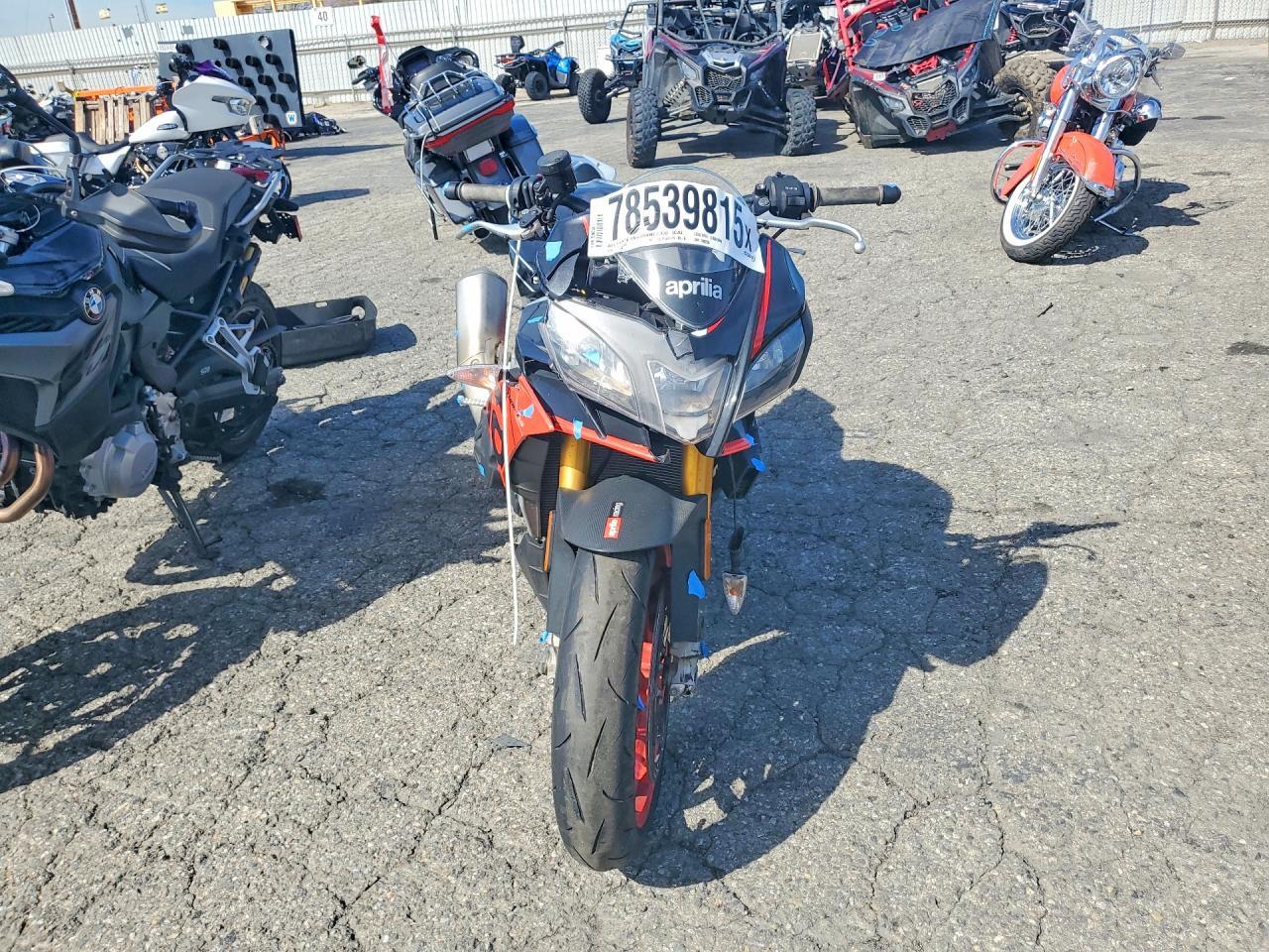 2019 Aprilia Tuono