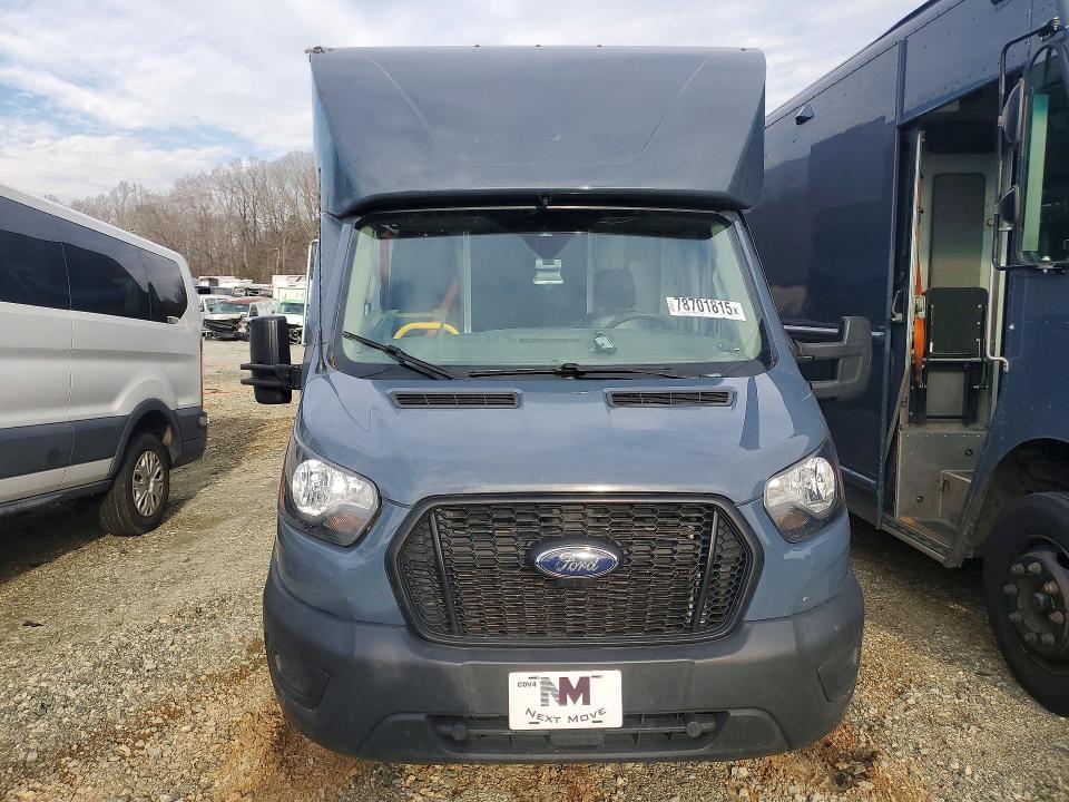2021 Ford Transit Delivery Truck