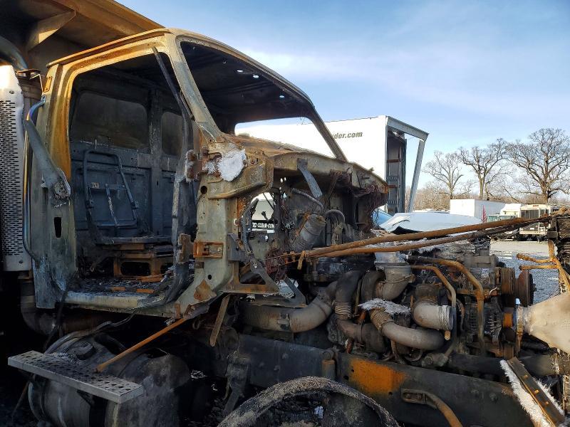 2006 Sterling L9500 Dump Truck