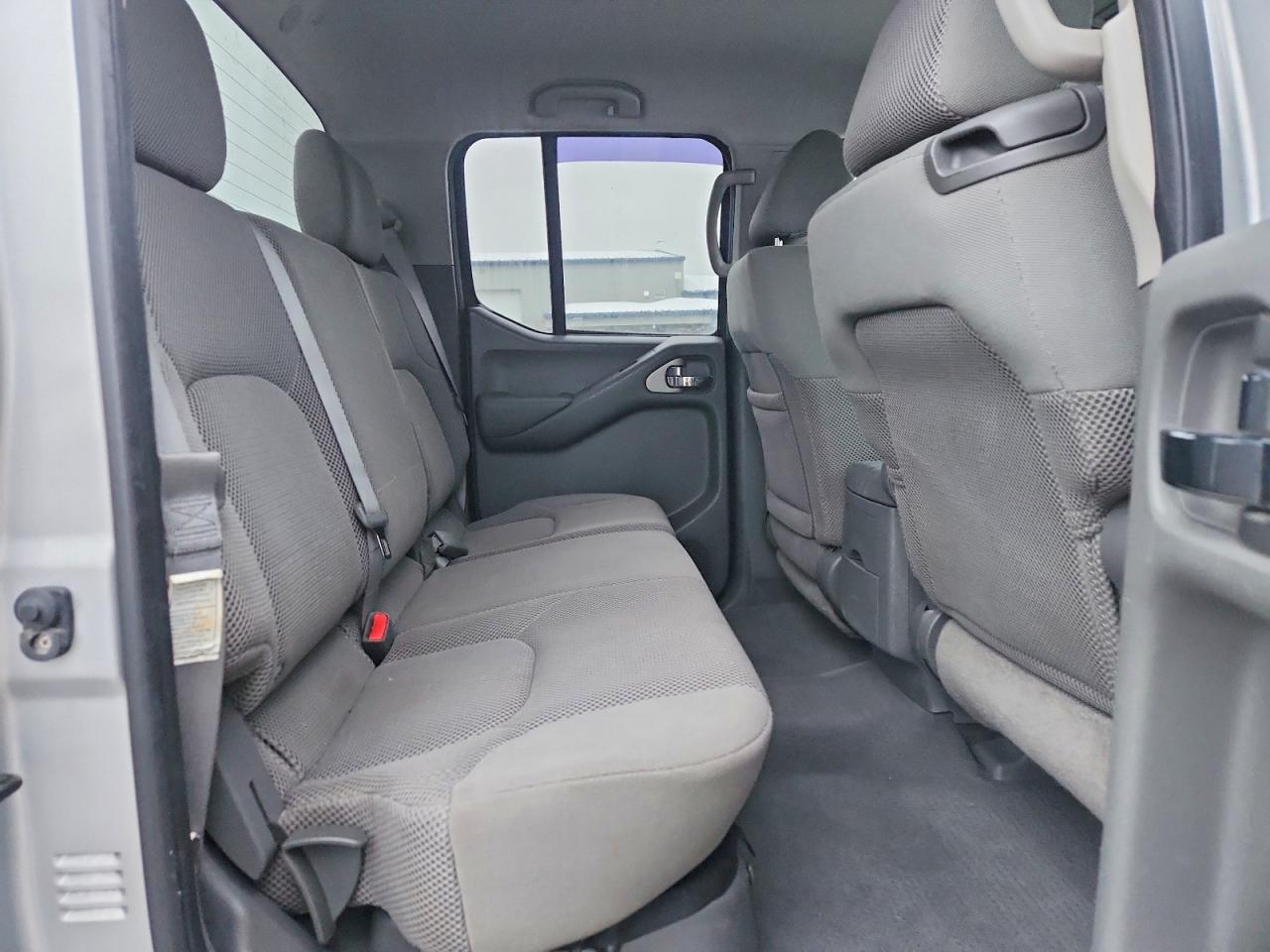 2008 Nissan Frontier Crew Cab LE