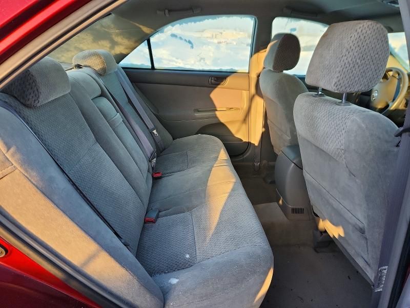 2003 Toyota Camry le