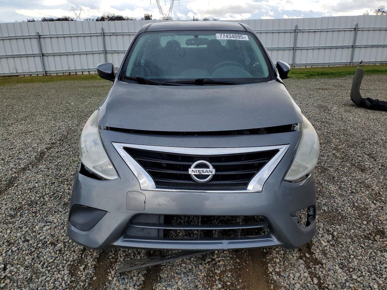 2019 Nissan Versa s