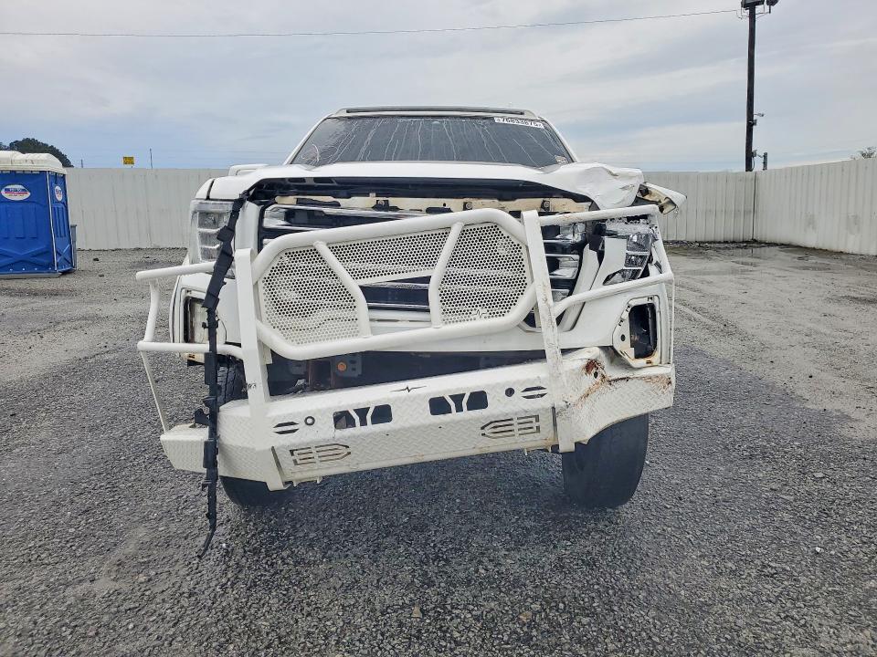 2020 GMC Sierra K1500 slt