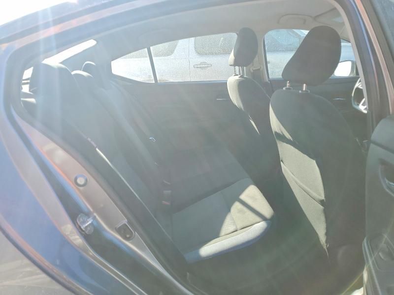 2024 Nissan Versa sv