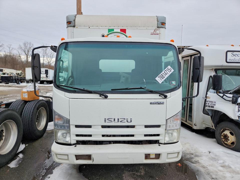 2015 Isuzu NPR HD BOX Truck