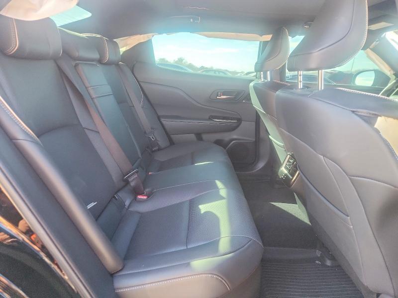 2025 Toyota Crown Platinum