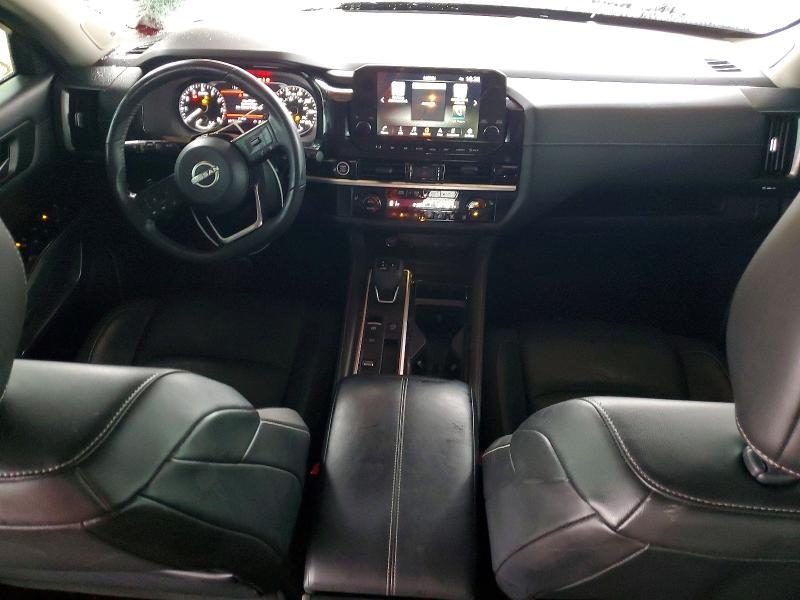 2022 Nissan Pathfinder sl
