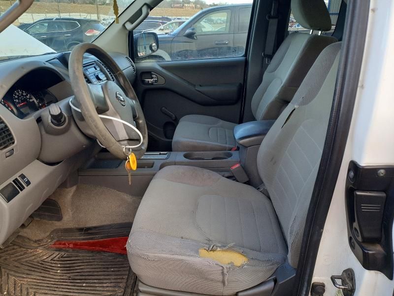 2012 Nissan Frontier s