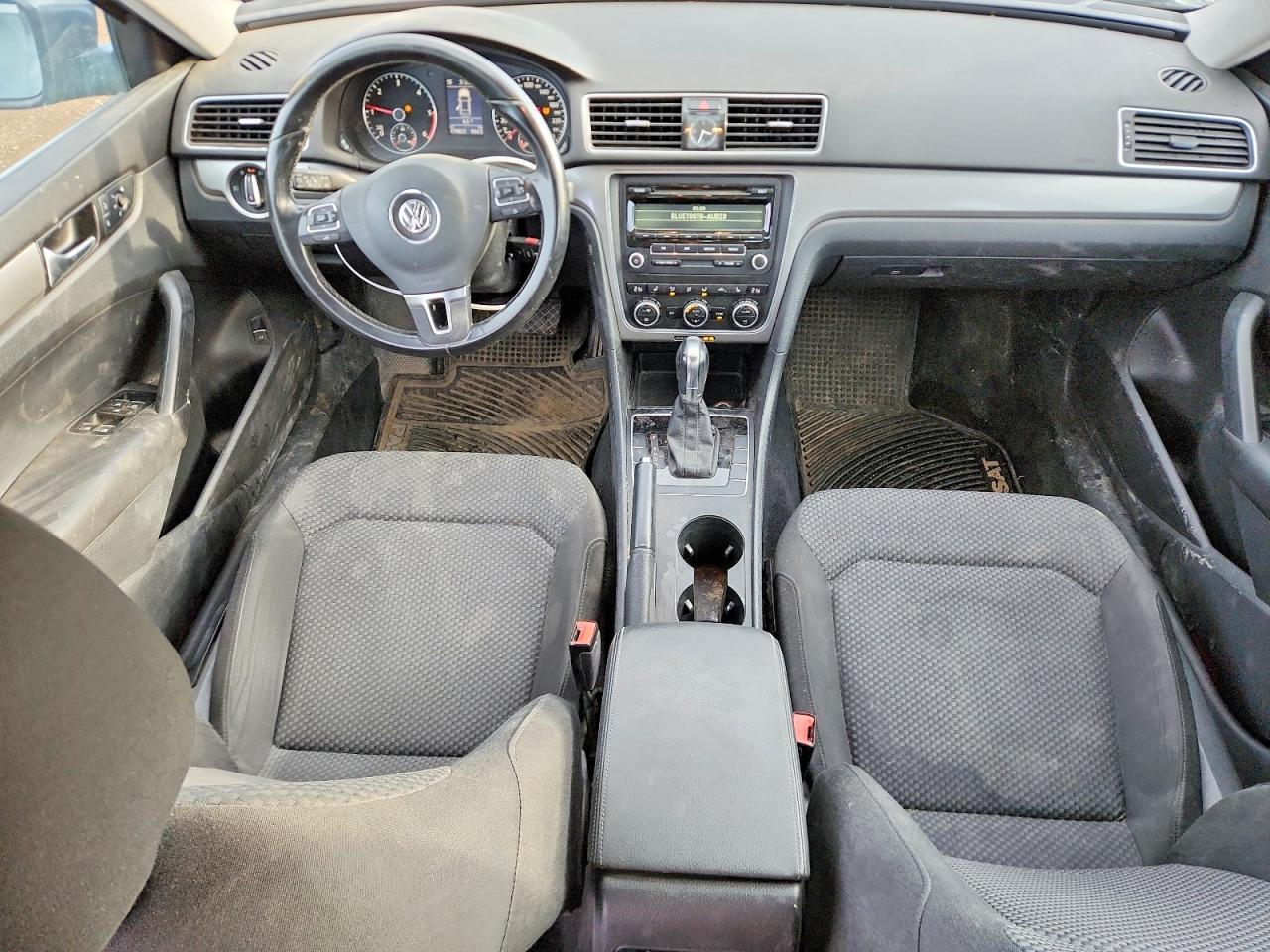 2014 Volkswagen Passat s