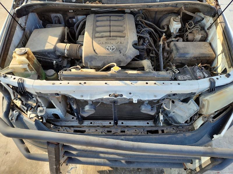 2013 Toyota Tundra Double cab SR5