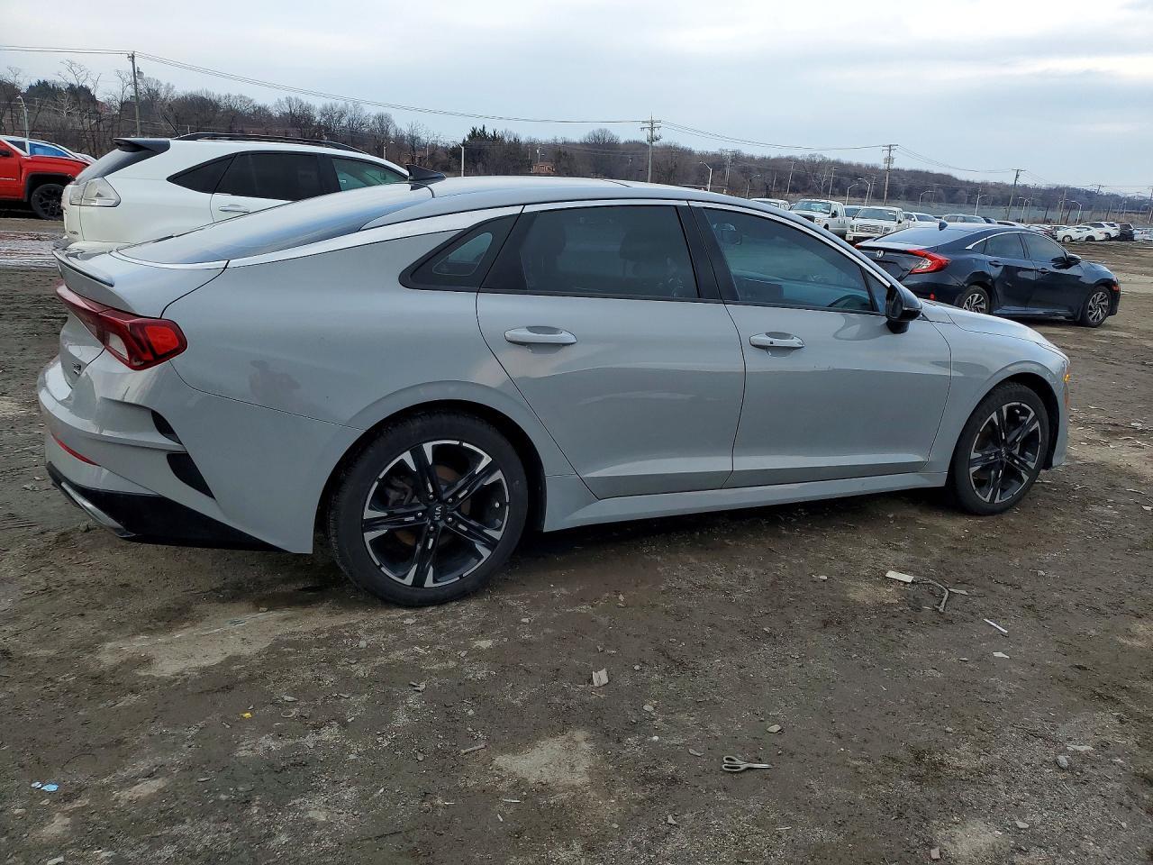 2021 KIA K5 gt Line