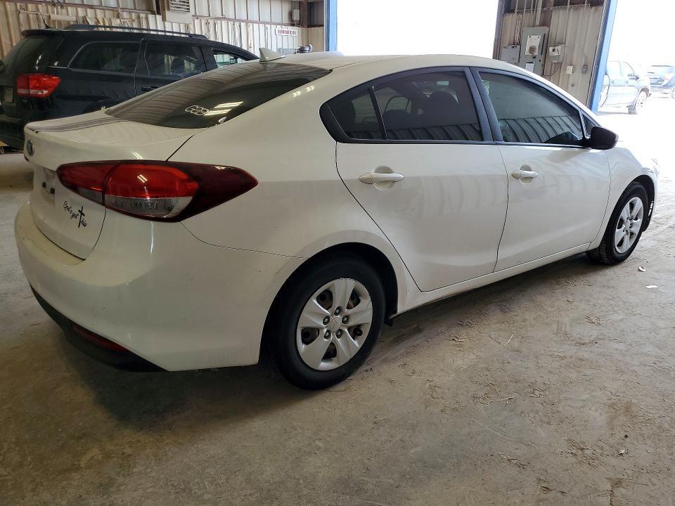 2017 KIA Forte lx