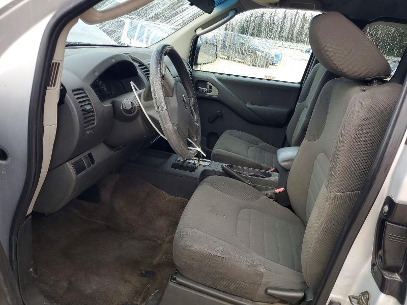 2010 Nissan Frontier King cab se