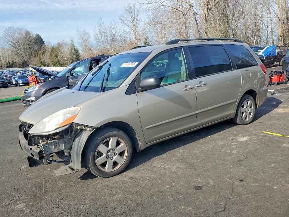 2007 Toyota Sienna ce