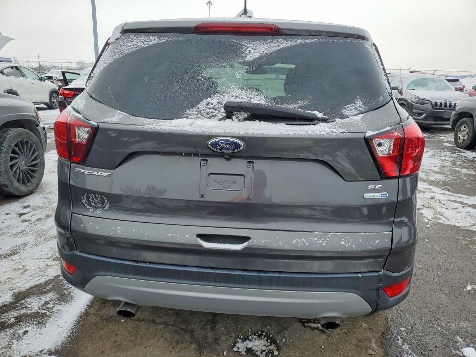 2019 Ford Escape se
