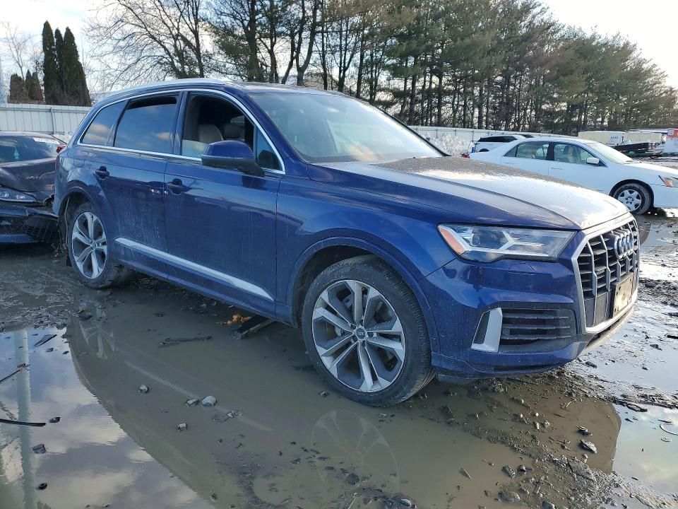 2021 Audi Q7 Premium Plus
