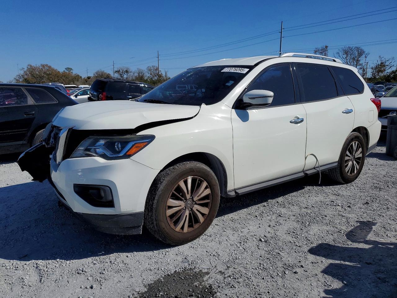 2019 Nissan Pathfinder s