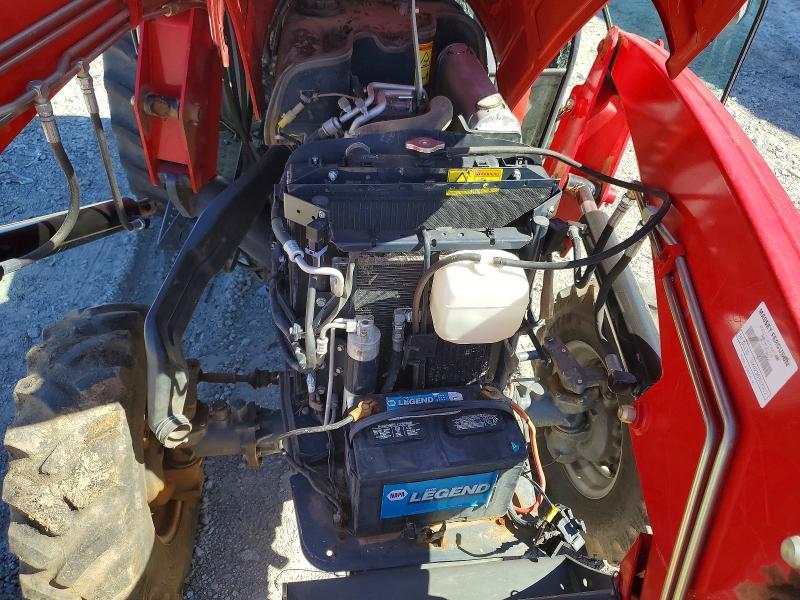 2013 Massey Ferguson MF1600 Mfwd Tractor