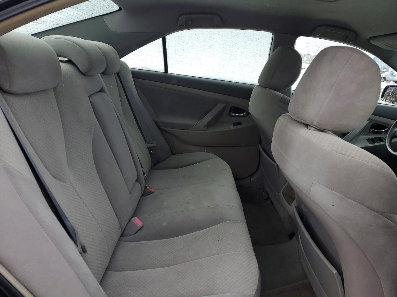 2009 Toyota Camry le