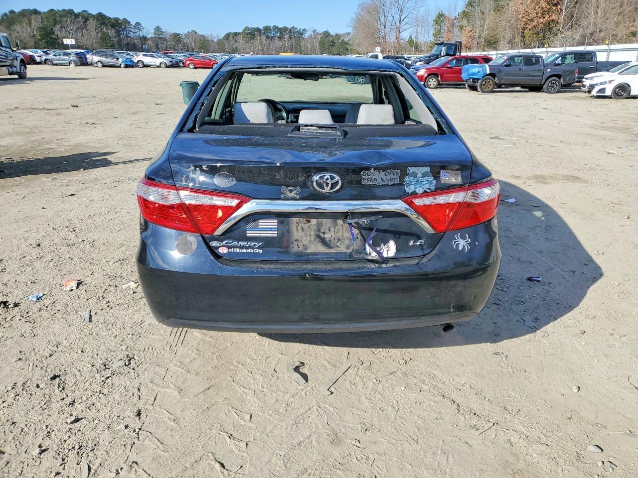 2017 Toyota Camry le