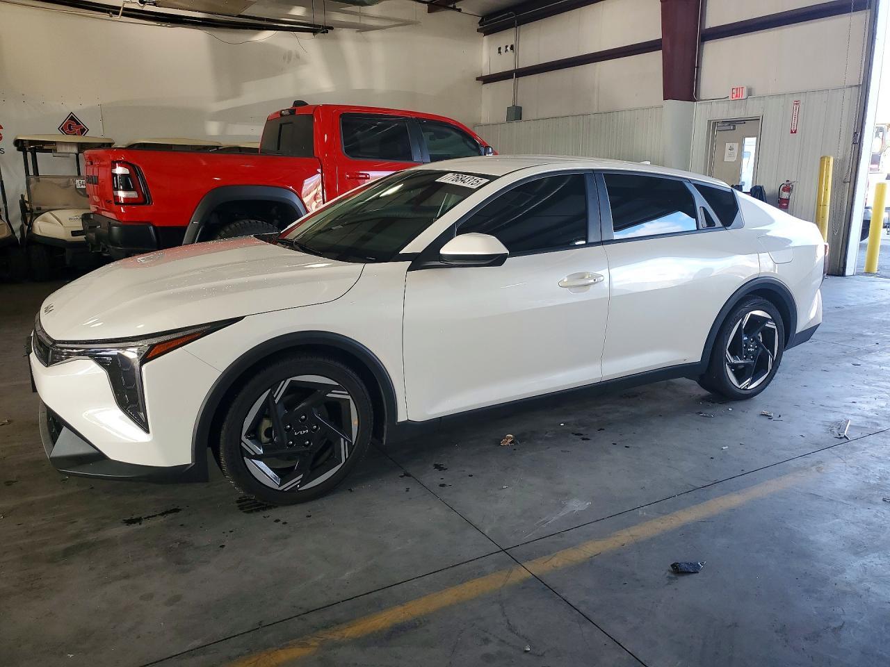 2025 KIA K4 ex