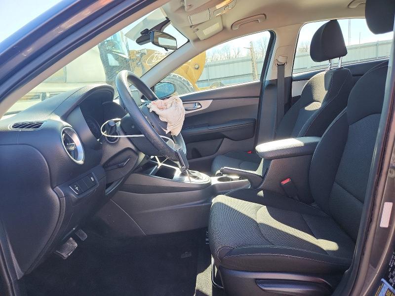 2022 KIA Forte fe