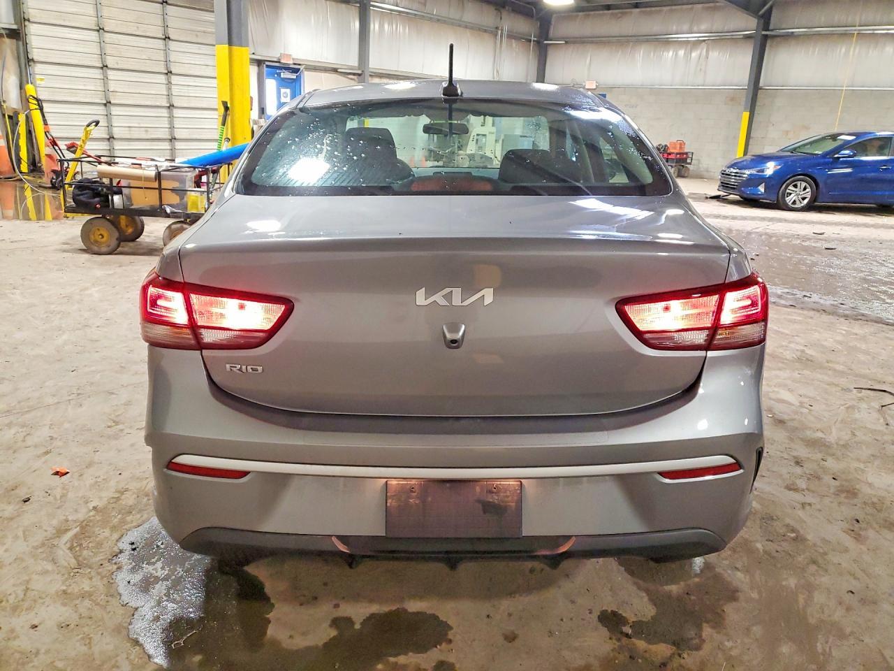 2022 KIA Rio s