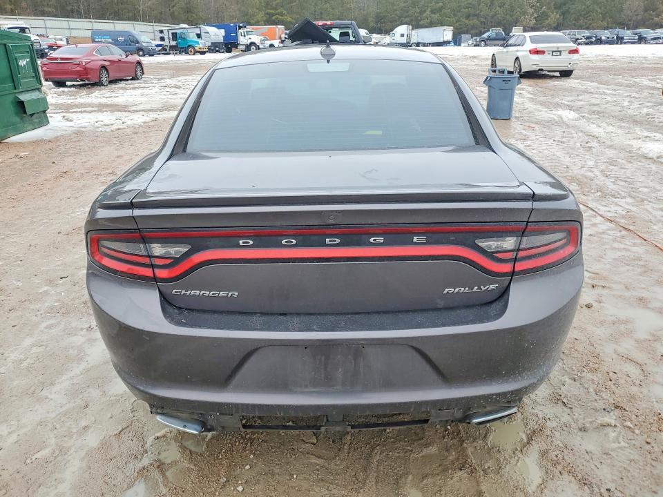 2016 Dodge Charger sxt