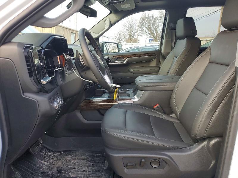 2026 GMC Sierra K1500 Elevation