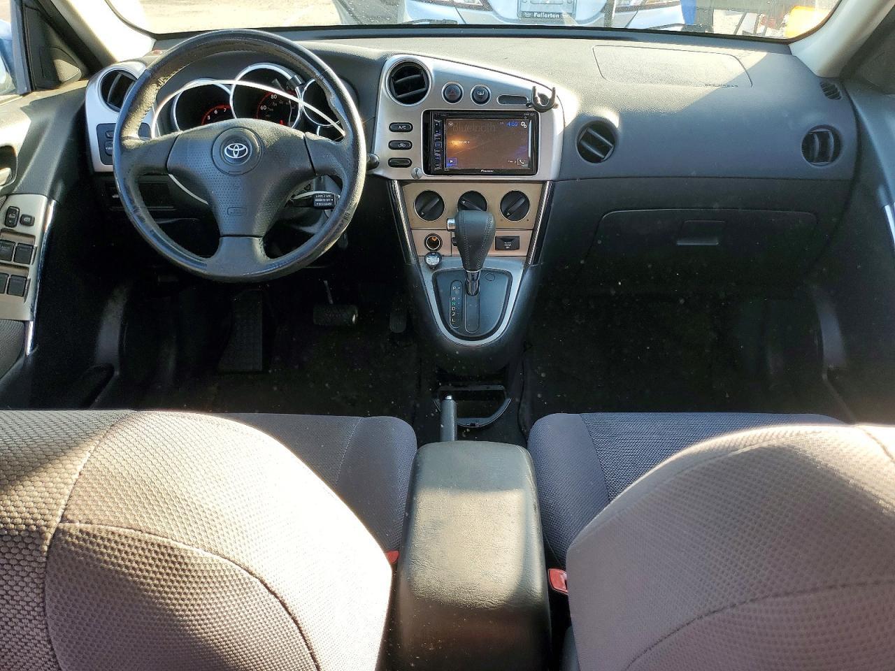 2004 Toyota Corolla Matrix xr