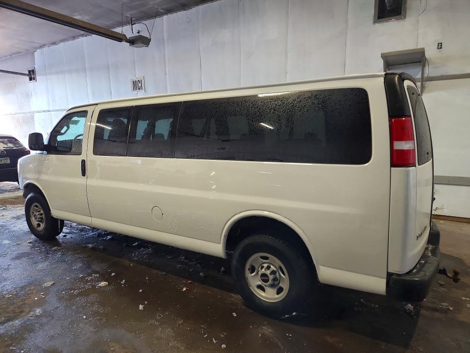 2023 GMC Savana G3500 LS