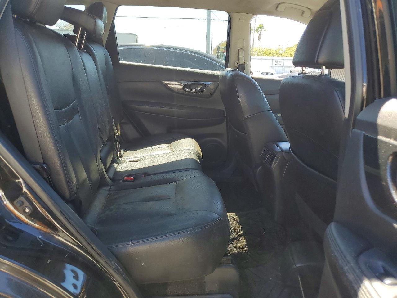 2016 Nissan Rogue sl