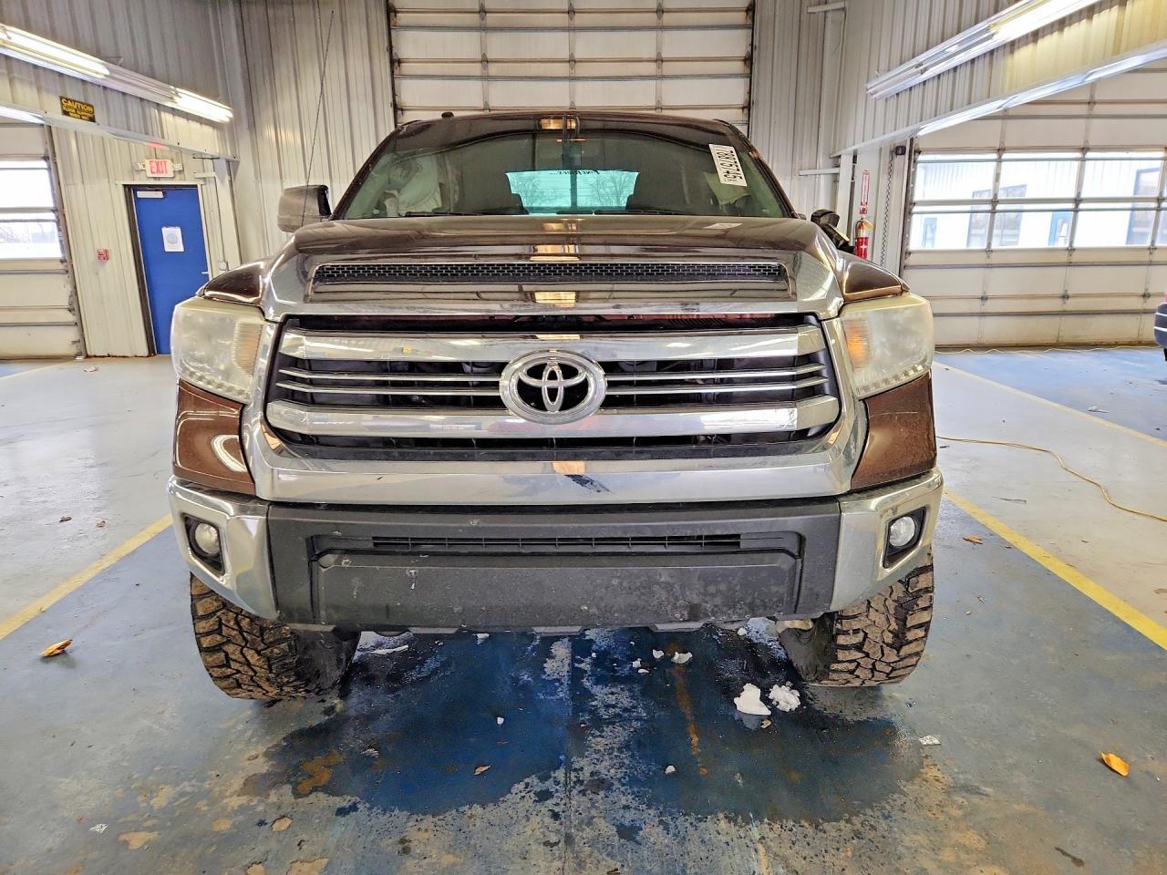 2016 Toyota Tundra SR5