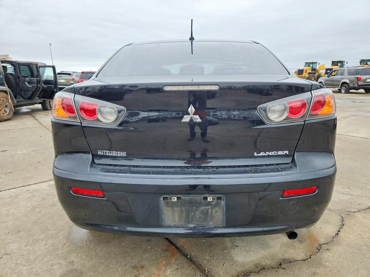 2014 Mitsubishi Lancer es