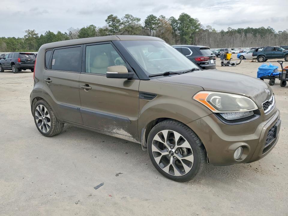 2012 KIA Soul +