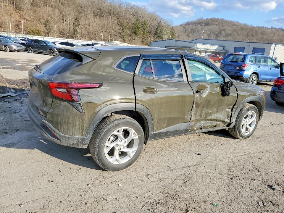 2024 Chevrolet Trax ls
