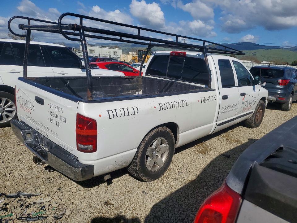 2004 Dodge RAM 1500 ST